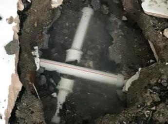 长宁阳台漏水维修公司为您分享楼上楼下漏水怎么处理