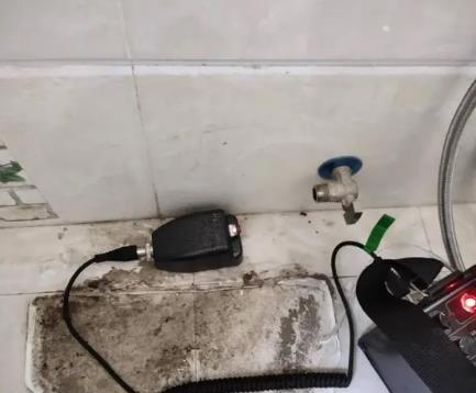 长宁屋顶漏水维修公司分享下卫生间漏水的危害及解决方法